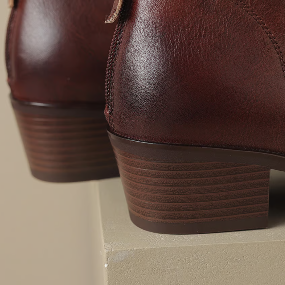 CAMILLA | BOTINES CHIC CON TACÓN BAJO