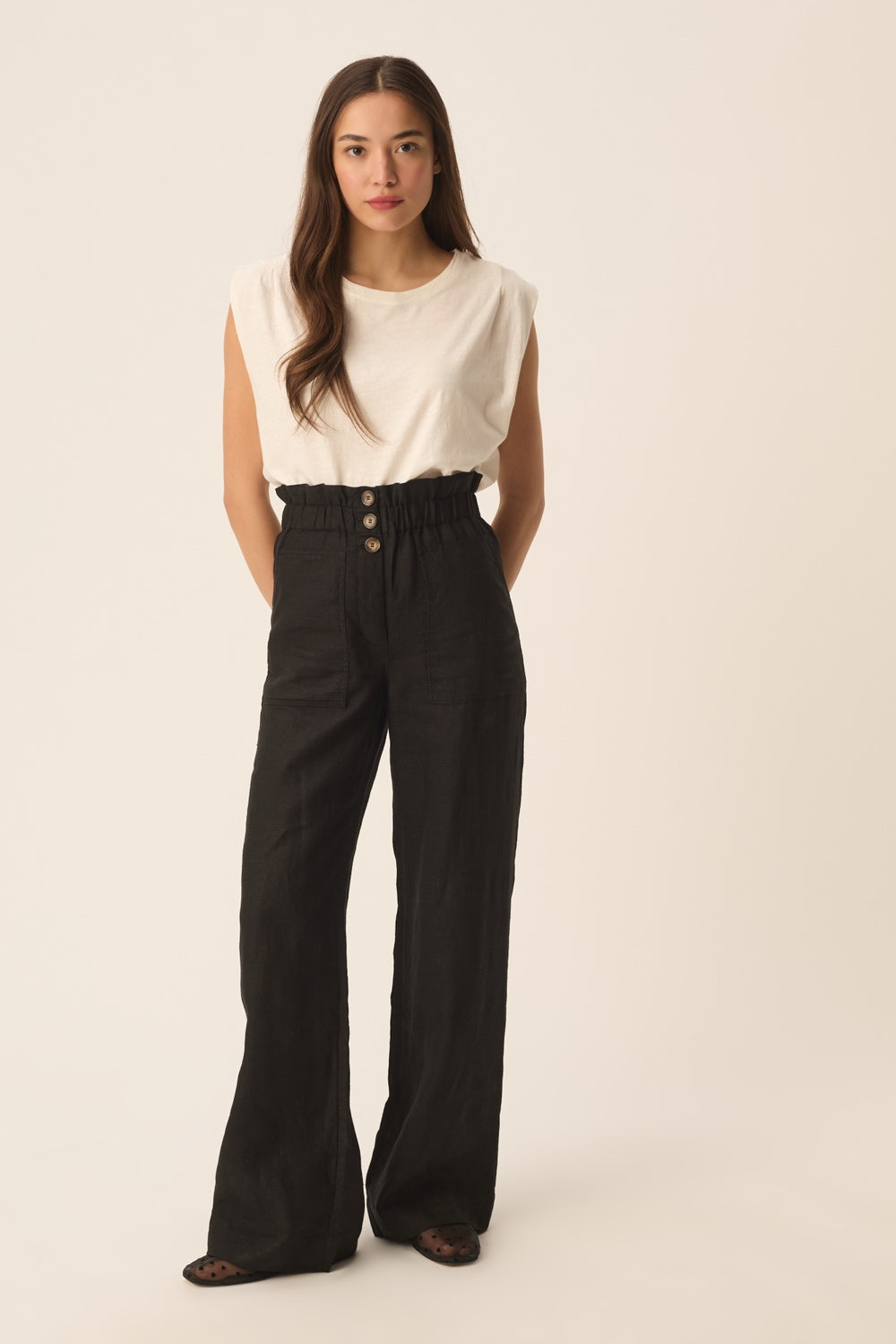 ESTELLE | PANTALÓN ANCHO DE LINO NEGRO
