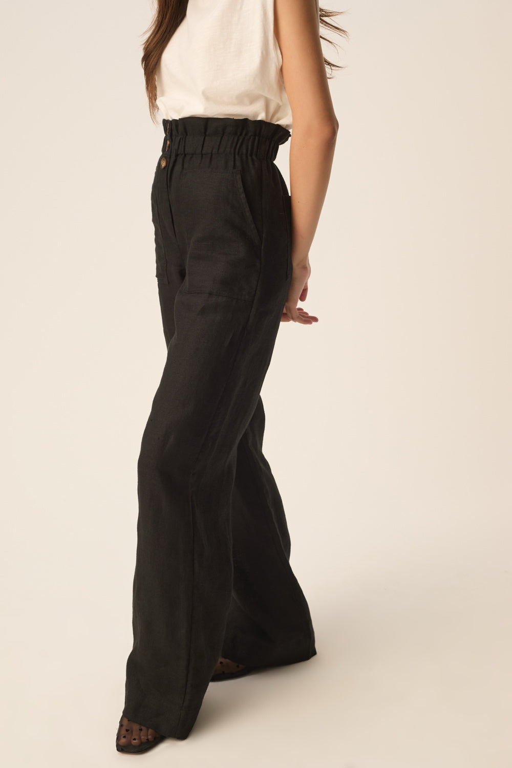 ESTELLE | PANTALÓN ANCHO DE LINO NEGRO
