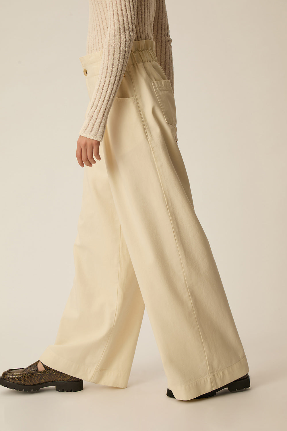 LOULOU | PANTALÓN ANCHO COLOR CREMA