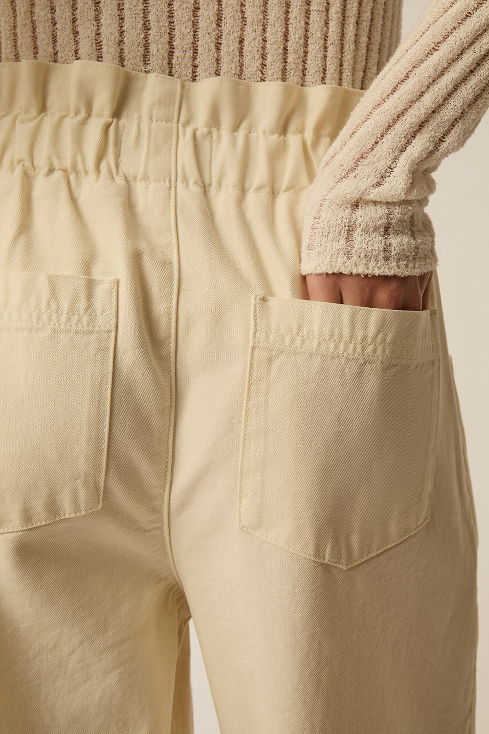 LOULOU | PANTALÓN ANCHO COLOR CREMA