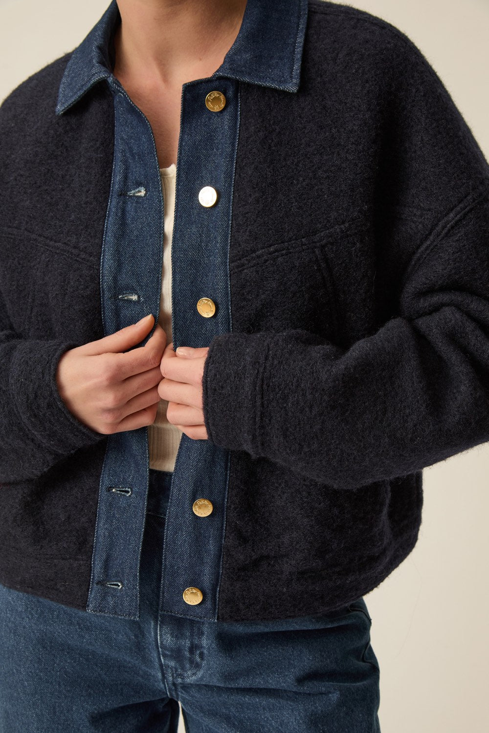LOVA | CHAQUETA DE DENIM Y LANA AZUL MARINO