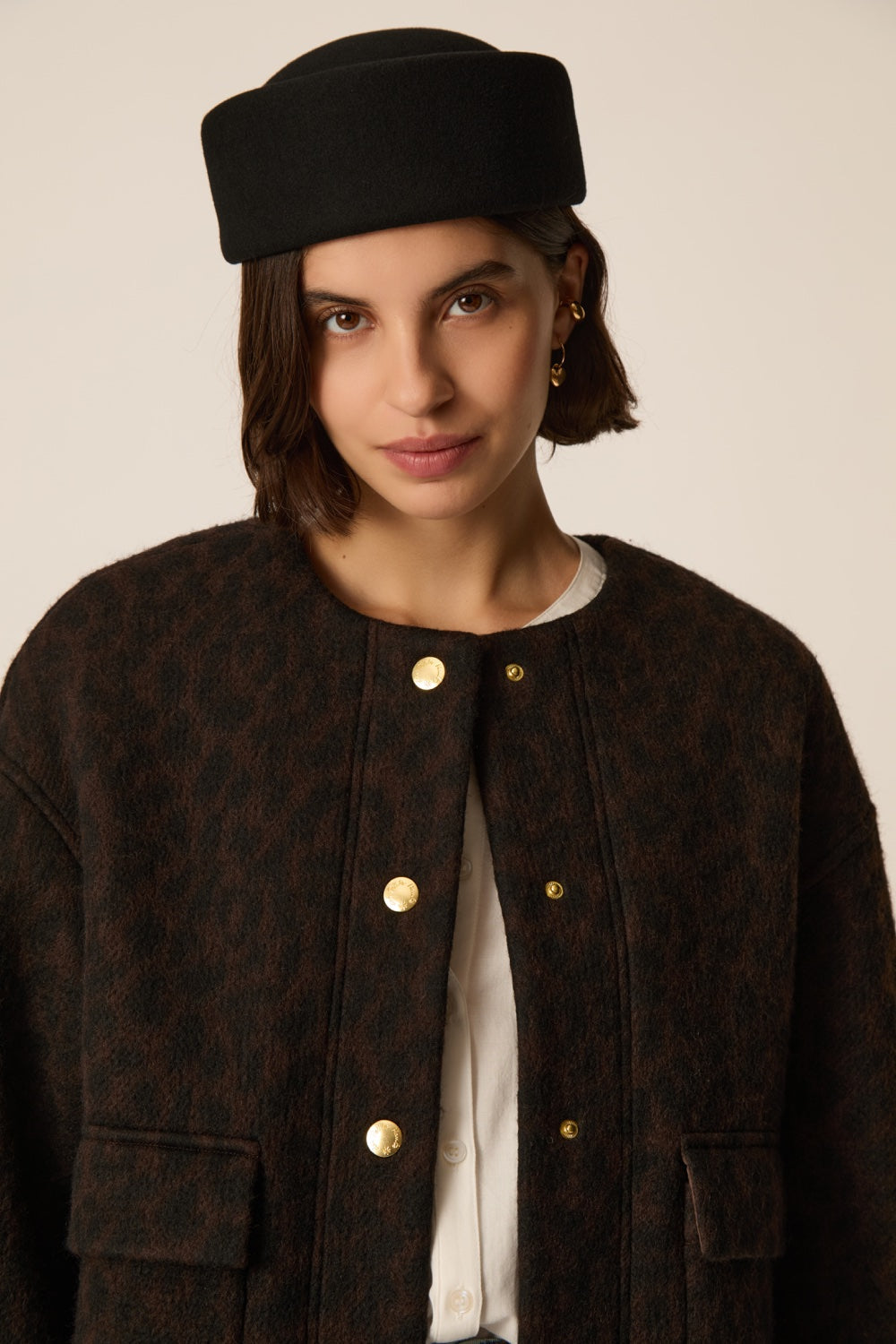 ISADORA | CHAQUETA CORTA DE LANA CON ESTAMPADO DE LEOPARDO