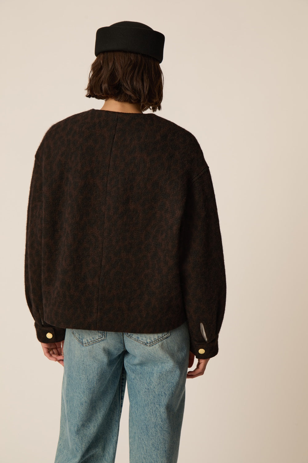 ISADORA | CHAQUETA CORTA DE LANA CON ESTAMPADO DE LEOPARDO