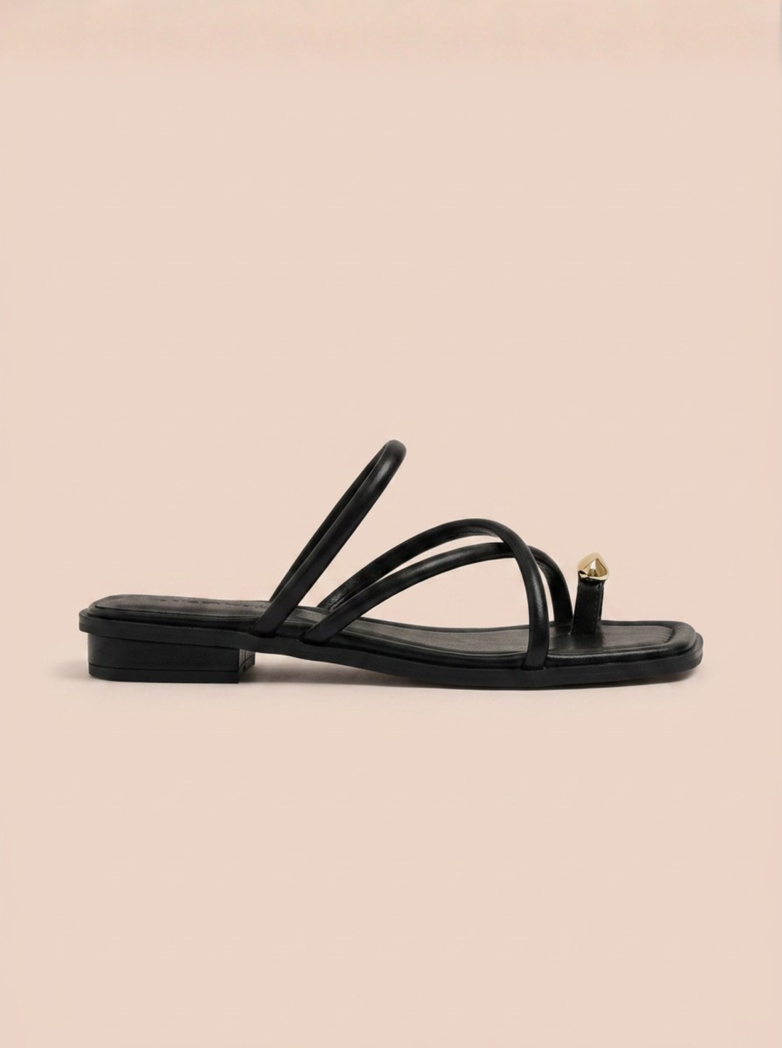 SANDALIAS PLANAS CON DETALLE METÁLICO | MUJER
