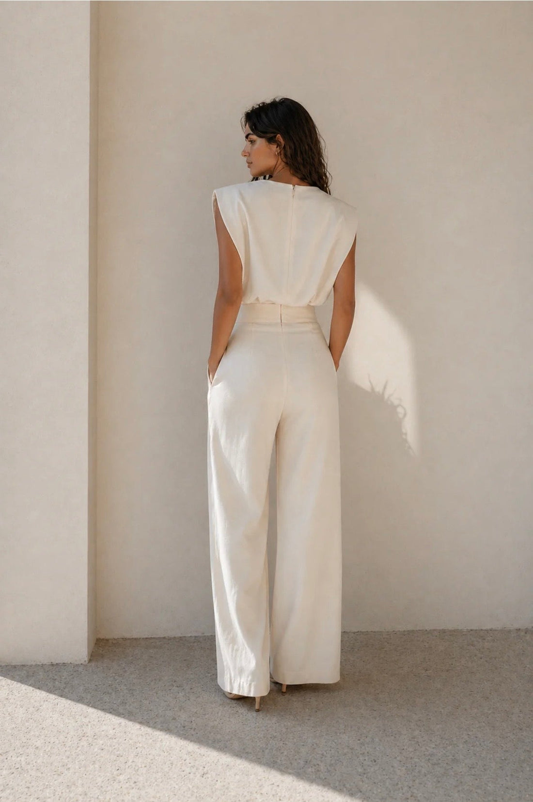 AMELIA | MONO ELEGANTE DE PIERNA ANCHA