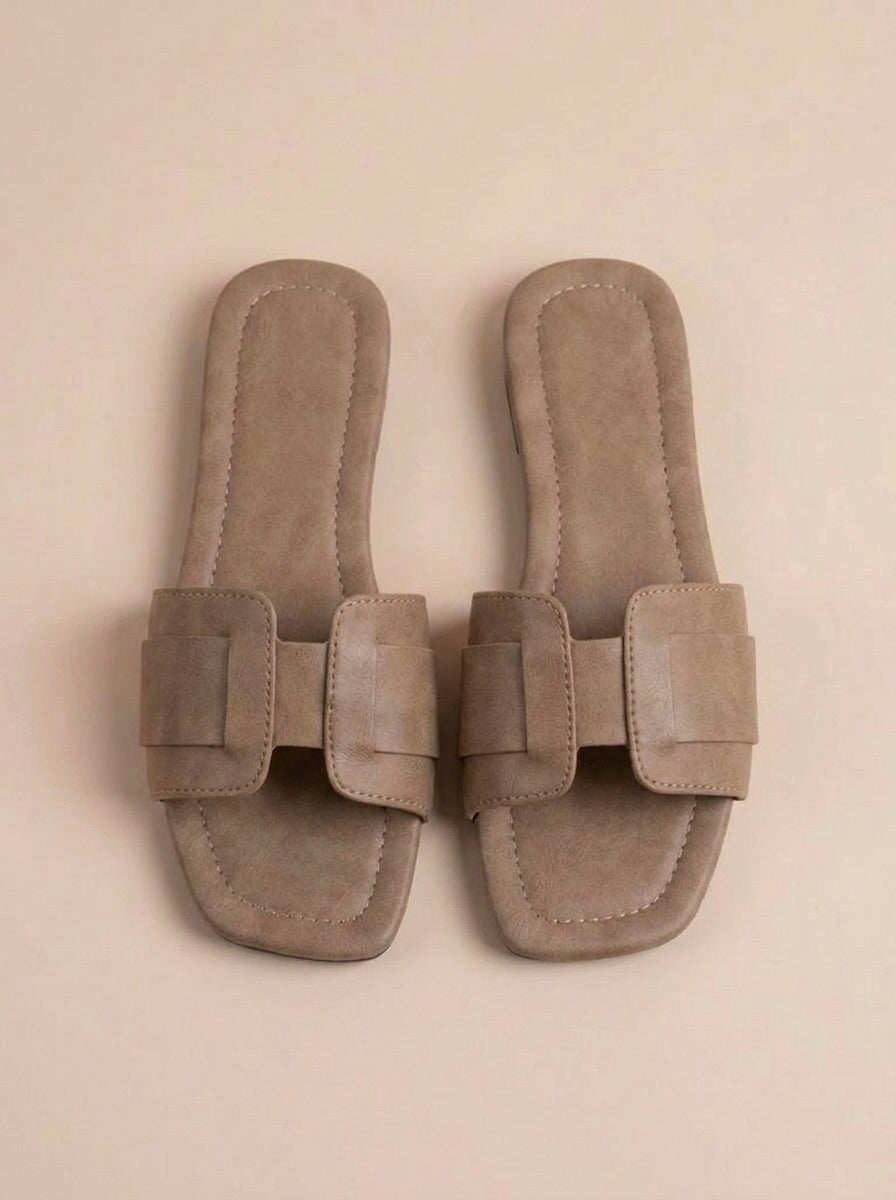 SANDALIAS PLANAS DE PALA ANCHA | MUJER